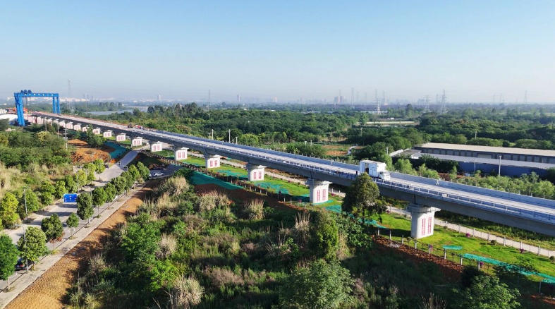 一日三合龙！成渝中线铁路项目全面打通架梁通道